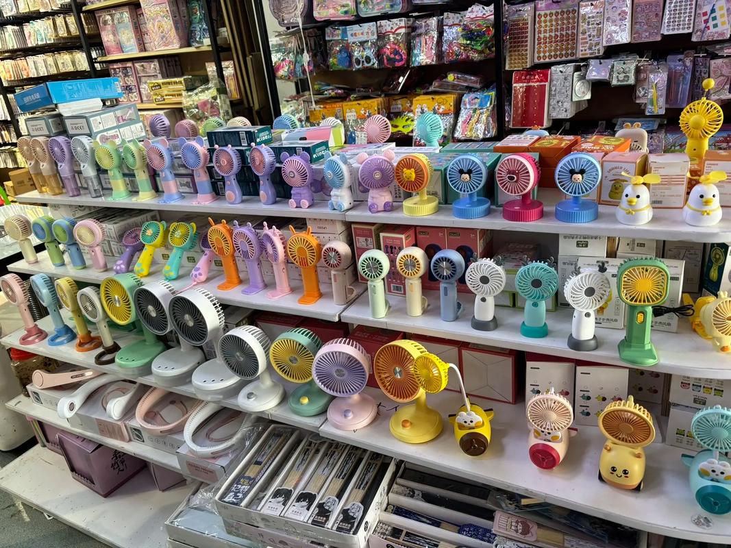 遵義新雪域文具文體辦公用品批發(fā)——專業(yè)批發(fā)優(yōu)質(zhì)文具，聯(lián)系電話1738599636